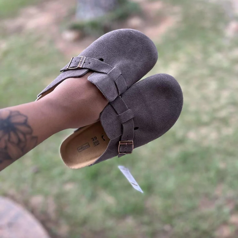 LIKE NEW Birkenstock Light Brown Gray Suede Flats - Picture 1 of 2